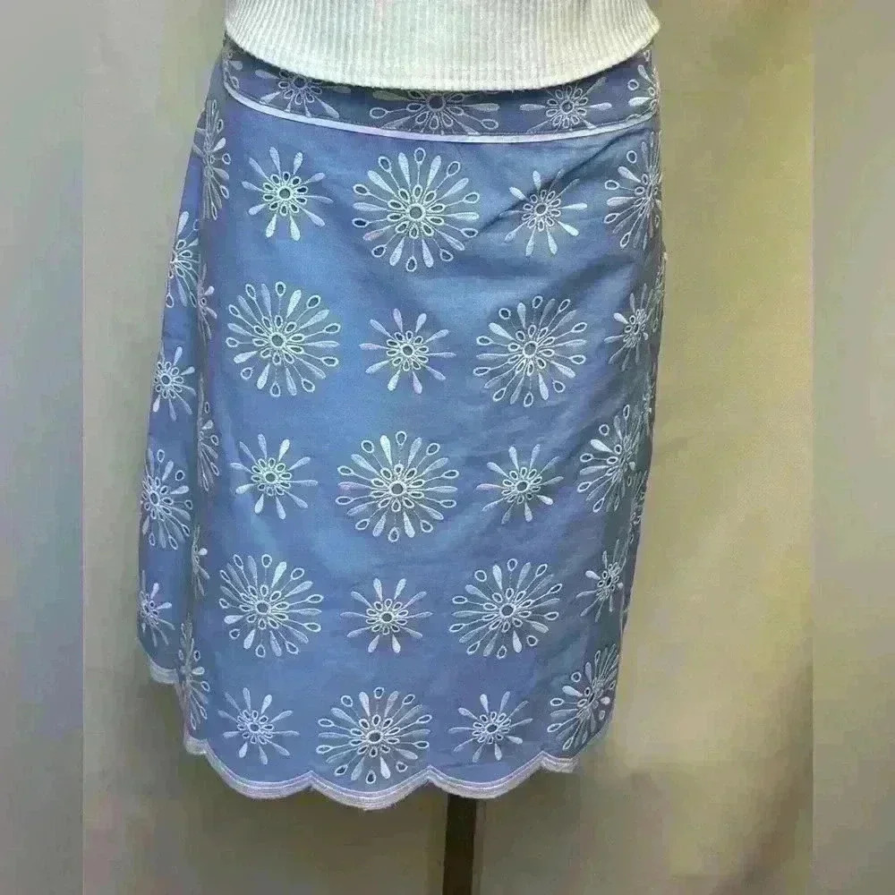 Talbots Knee Length Blue Floral Chambray Embordered Skirt Lined Size: Womens 6